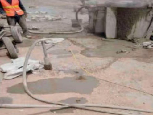 门头沟水泥混凝土路面板底注浆技术 路面脱空注浆整治方案